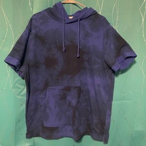 Short sleeve hoodie sweater